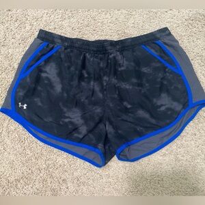 Womens under armour running short XL